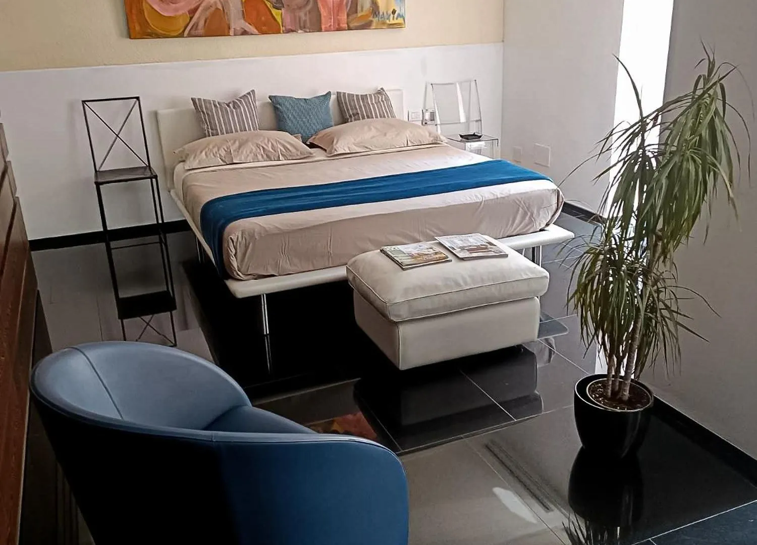 Luxury Suite 2 Min Dal Politeama - Free Parking Palermo Apartment